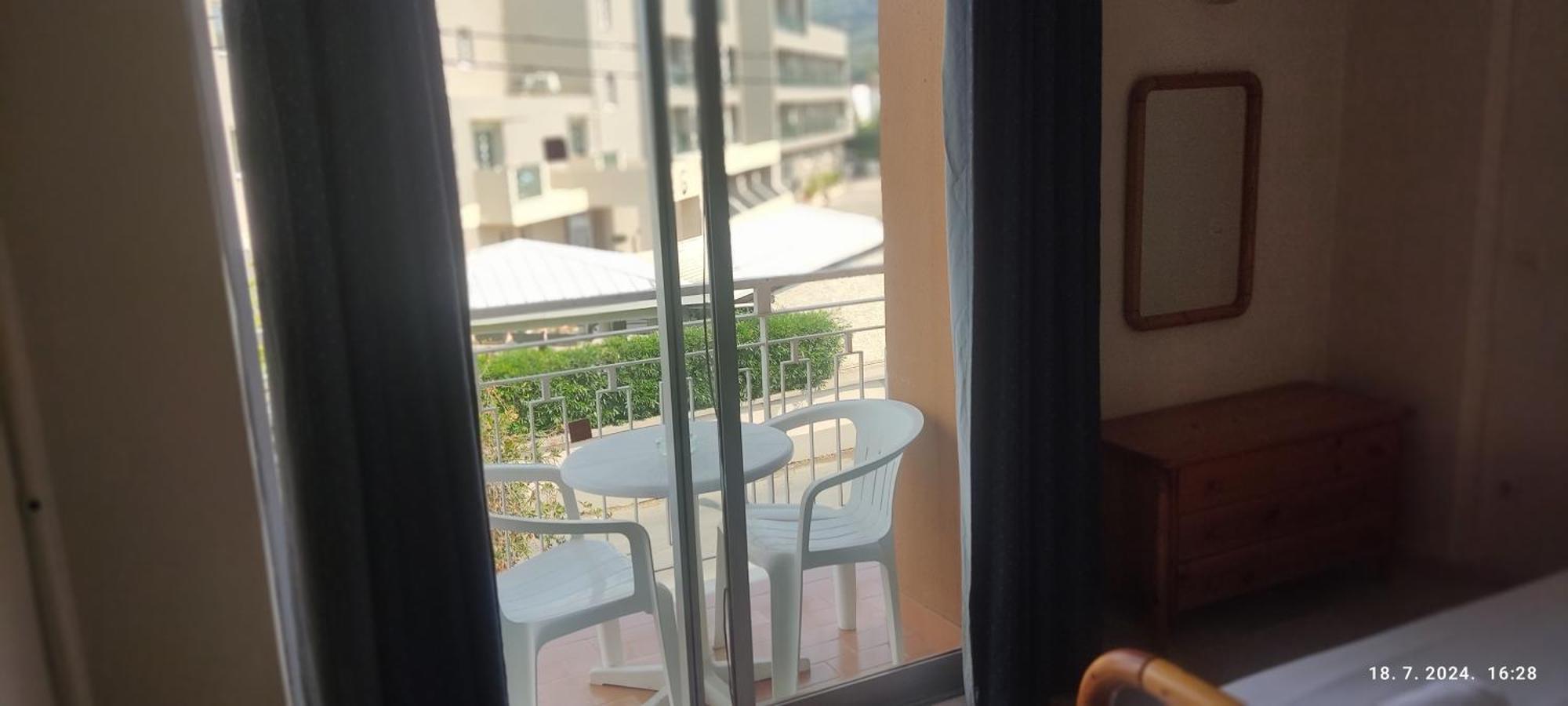Pantheon Hall Hotel Месонги Экстерьер фото
